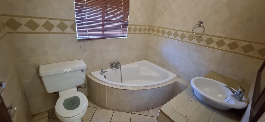 4 Bedroom Property for Sale in Elandsrand North West